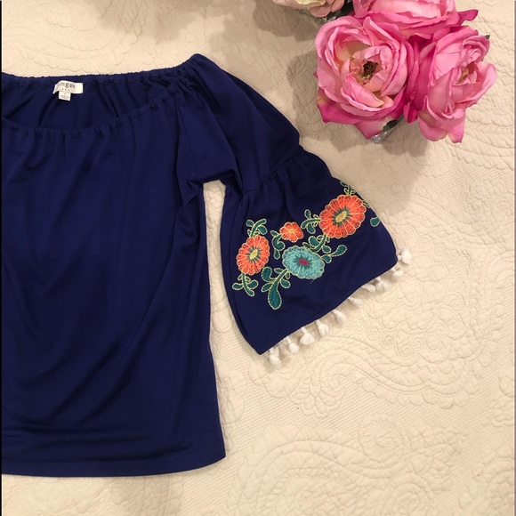 Umgee Boho Off Shoulder Top with Floral Embroidery - Picture 4 of 7